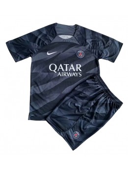 Otroški Nogometna dresi replika Paris Saint-Germain Vratar Gostujoči 2023-24 Kratek rokav (+ hlače)
